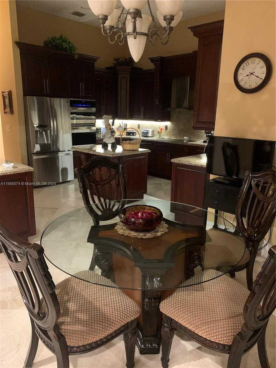 Small Image of 7625 SOUTH WEST 75TH AVE, Miami Number 28