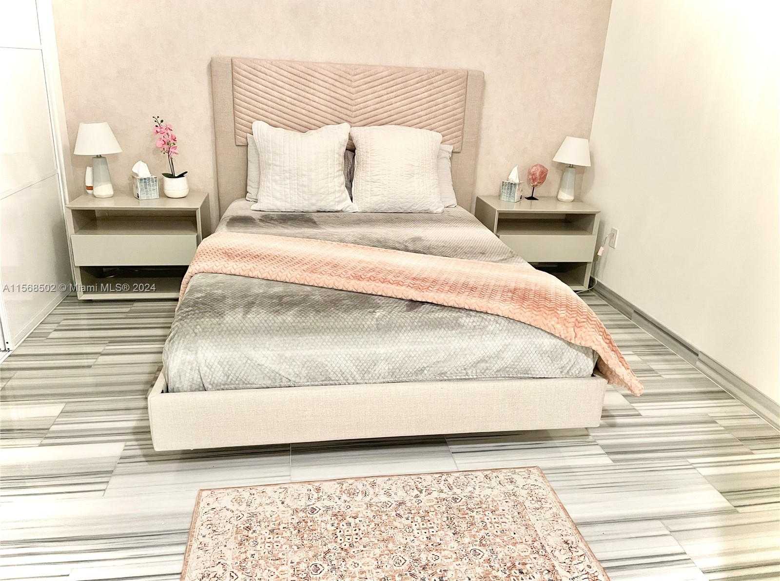 Small Image of 1830 SOUTH OCEAN DR #3812, Hallandale Beach Number 4