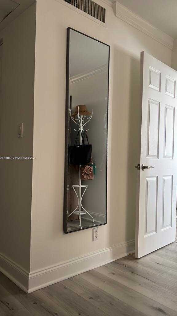 Small Image of 6770 INDIAN CREEK DR #5C, Miami Beach Number 12