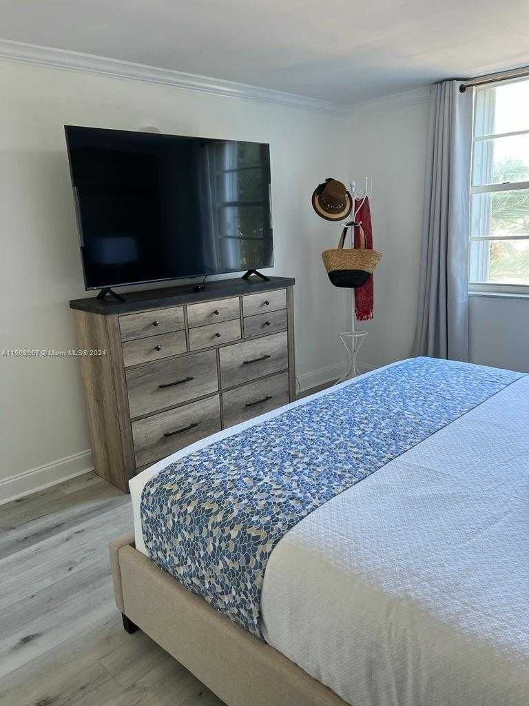 Small Image of 6770 INDIAN CREEK DR #5C, Miami Beach Number 15
