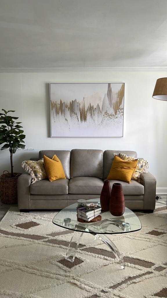 Small Image of 6770 INDIAN CREEK DR #5C, Miami Beach Number 7