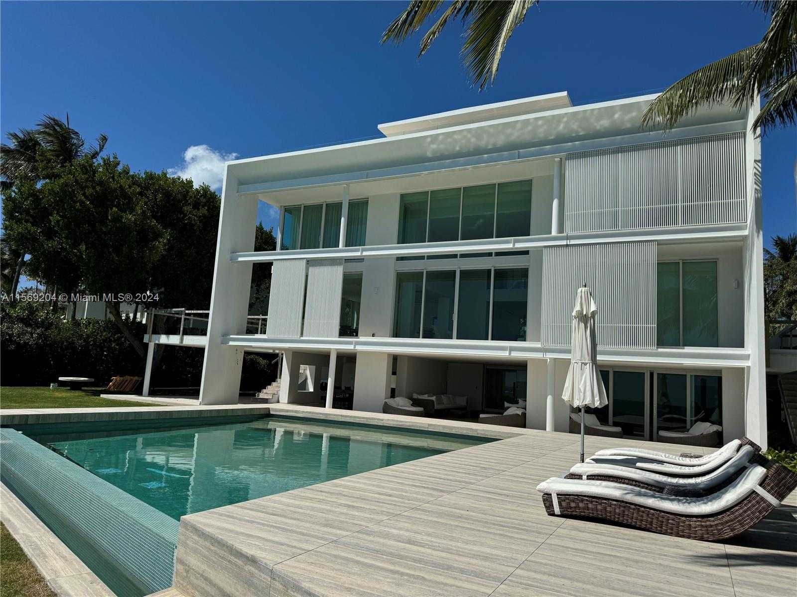Small Image of 440 SOUTH MASHTA DR, Key Biscayne Number 19