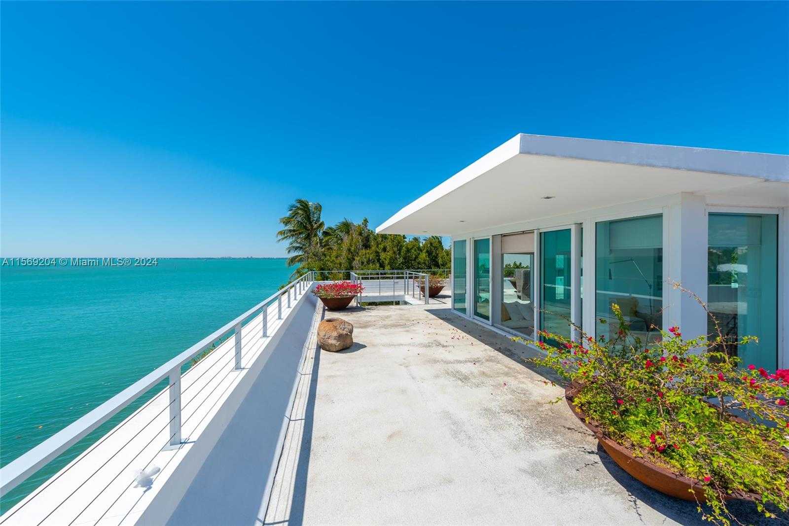 Small Image of 440 SOUTH MASHTA DR, Key Biscayne Number 22