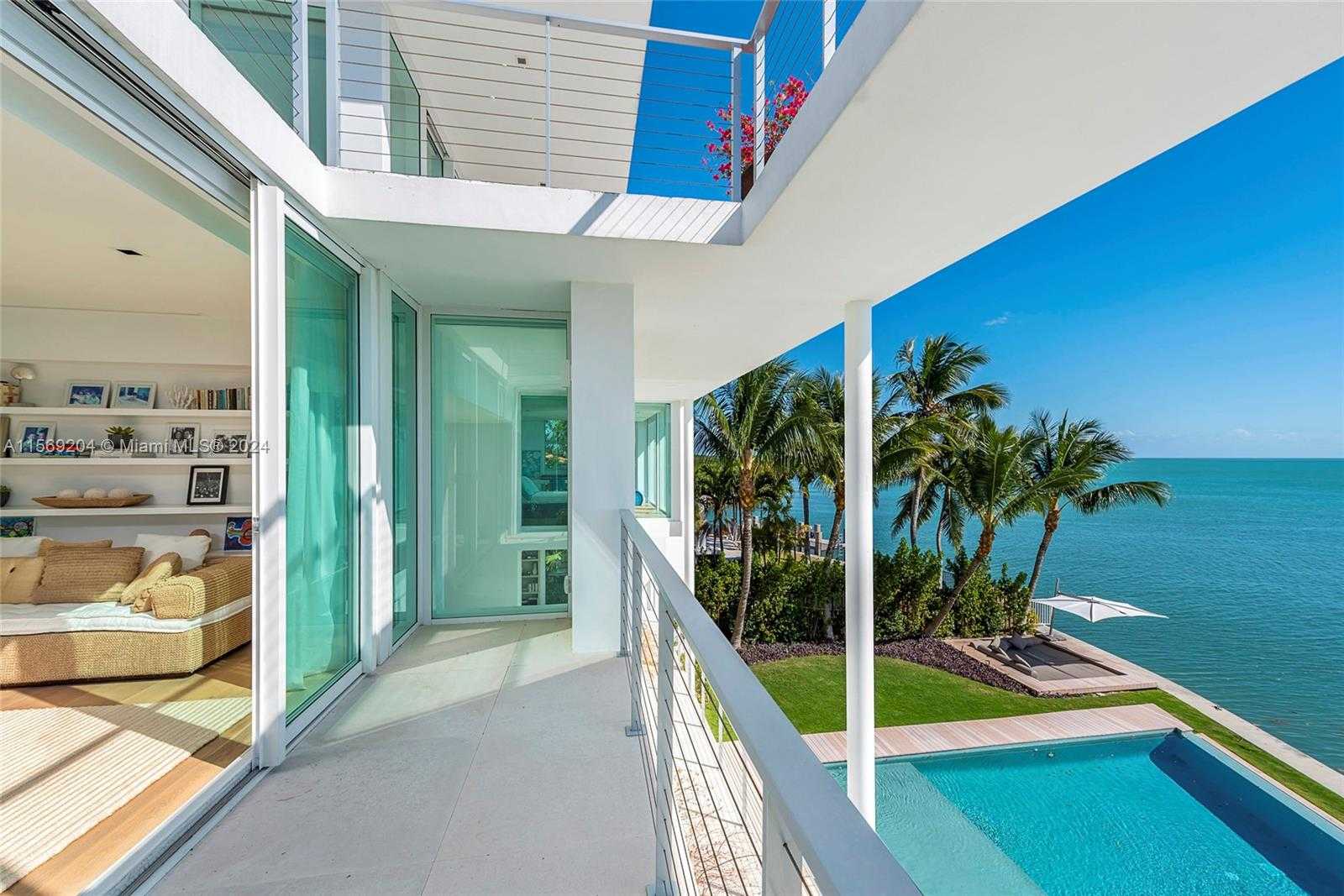 Small Image of 440 SOUTH MASHTA DR, Key Biscayne Number 27