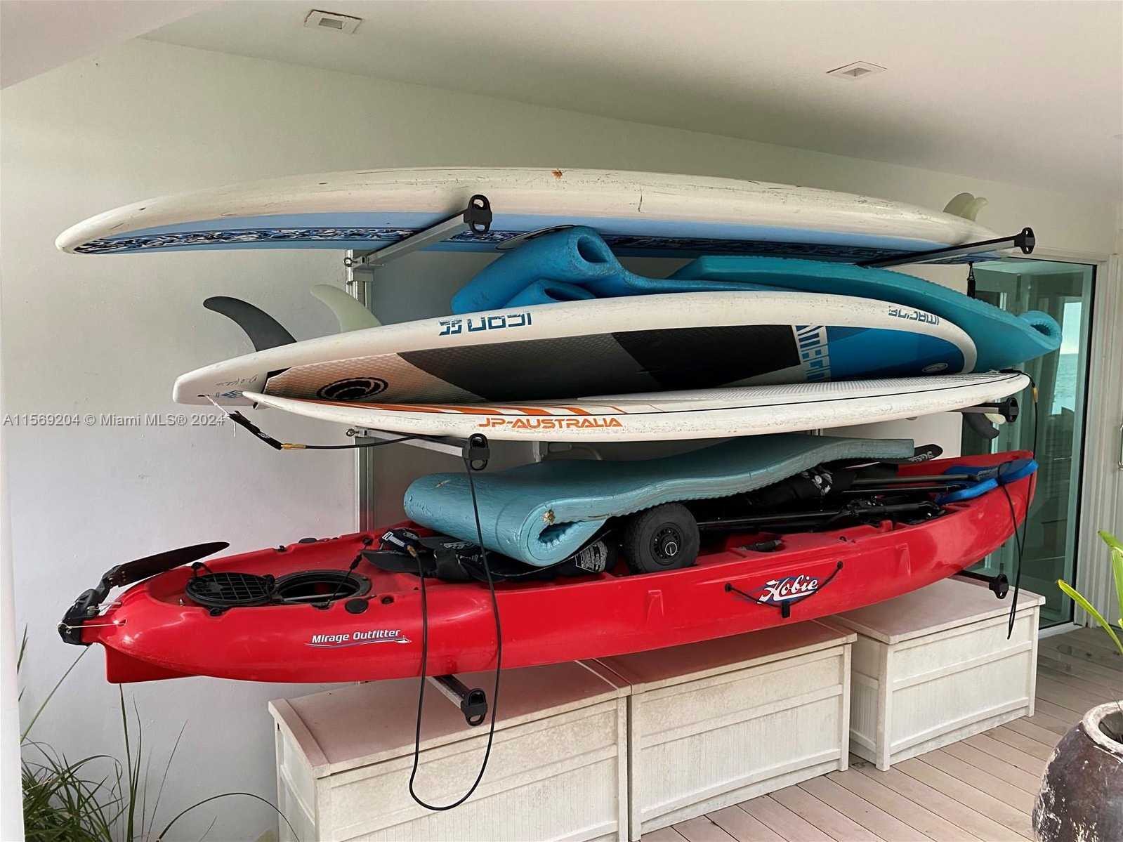 Small Image of 440 SOUTH MASHTA DR, Key Biscayne Number 38