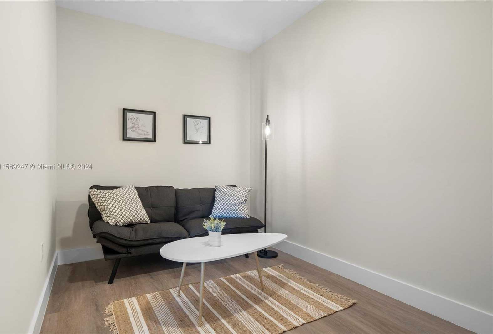 Small Image of 1938 JACKSON ST #306, Hollywood Number 13