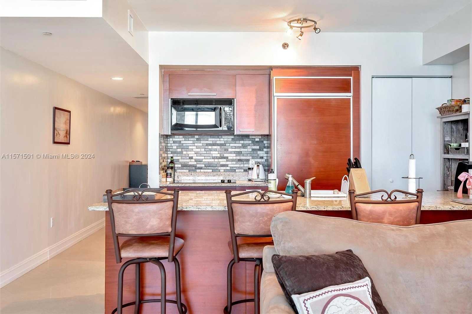 Small Image of 1830 SOUTH OCEAN DR #4709, Hallandale Beach Number 14