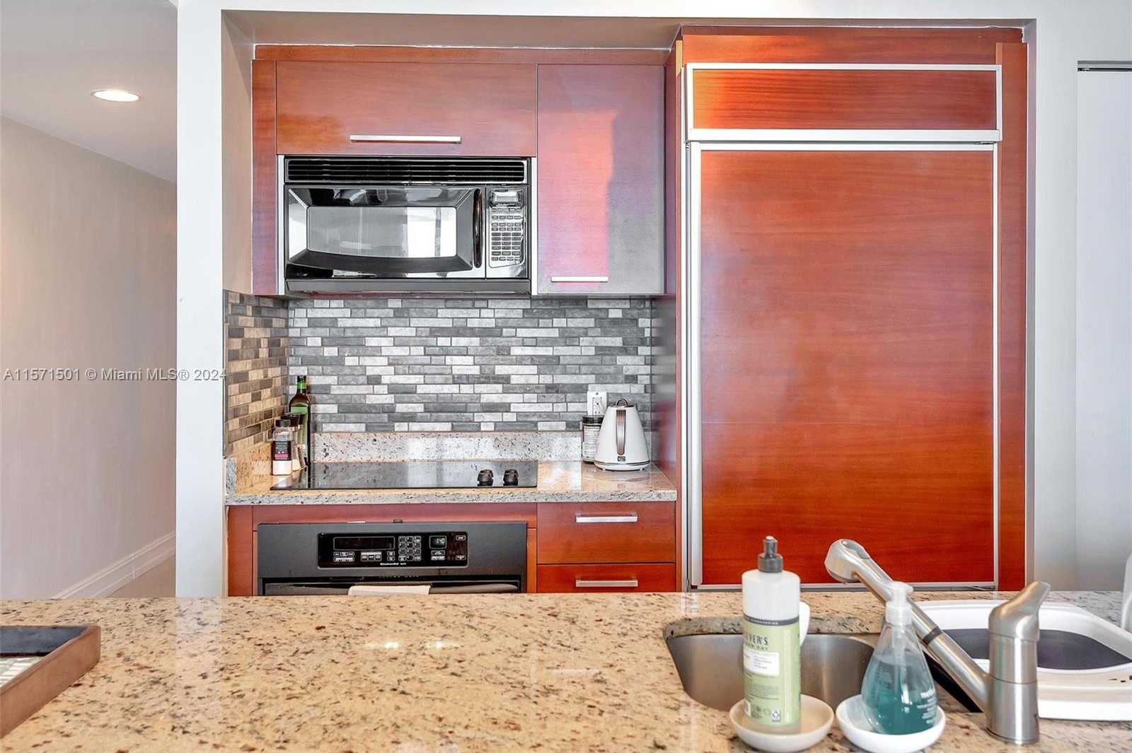 Small Image of 1830 SOUTH OCEAN DR #4709, Hallandale Beach Number 16