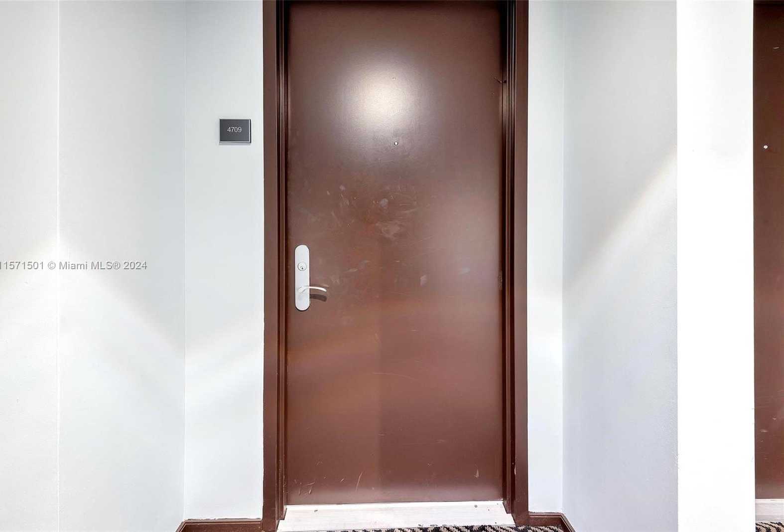 Small Image of 1830 SOUTH OCEAN DR #4709, Hallandale Beach Number 30