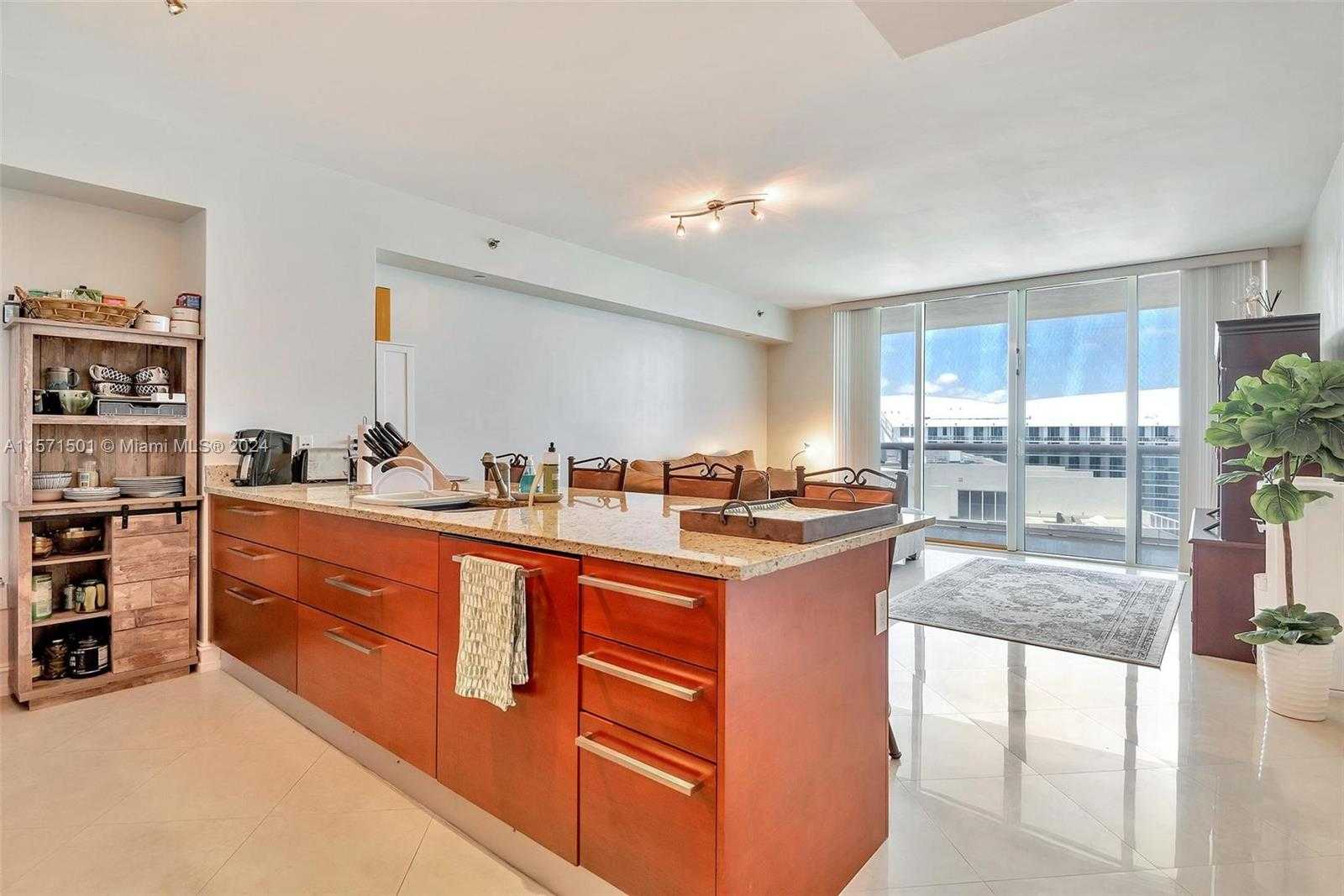 Small Image of 1830 SOUTH OCEAN DR #4709, Hallandale Beach Number 7