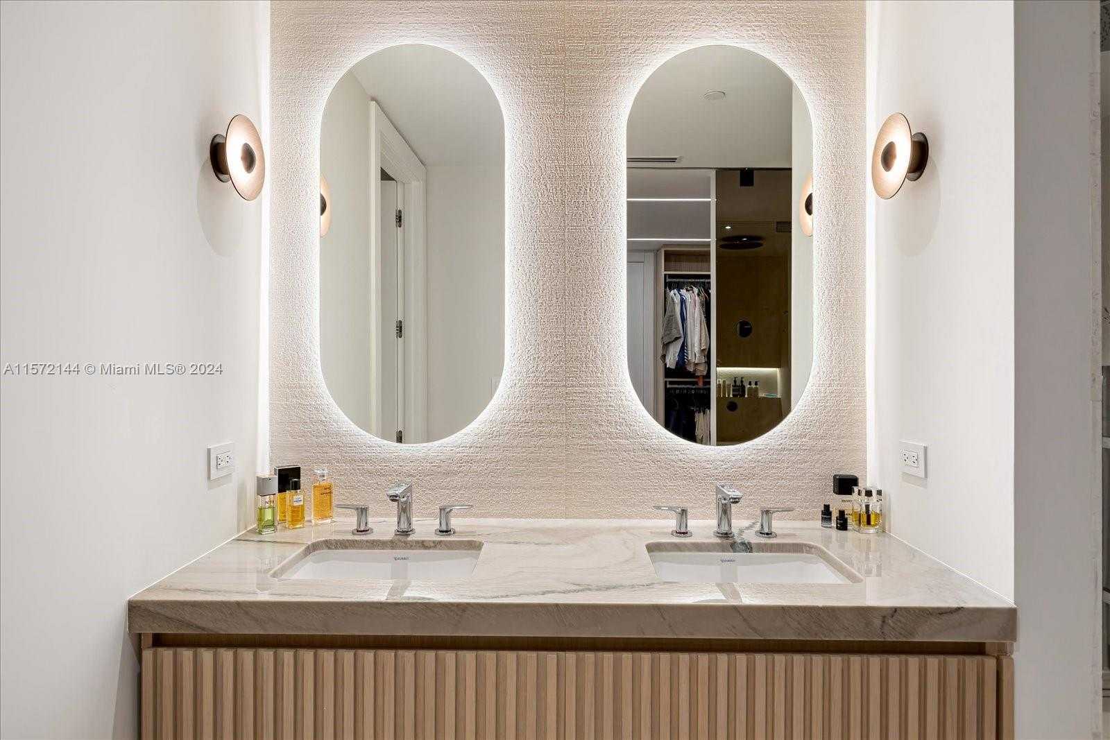 Small Image of 2113 Fisher Island Dr, Miami Beach, FL 33109, USA Number 22