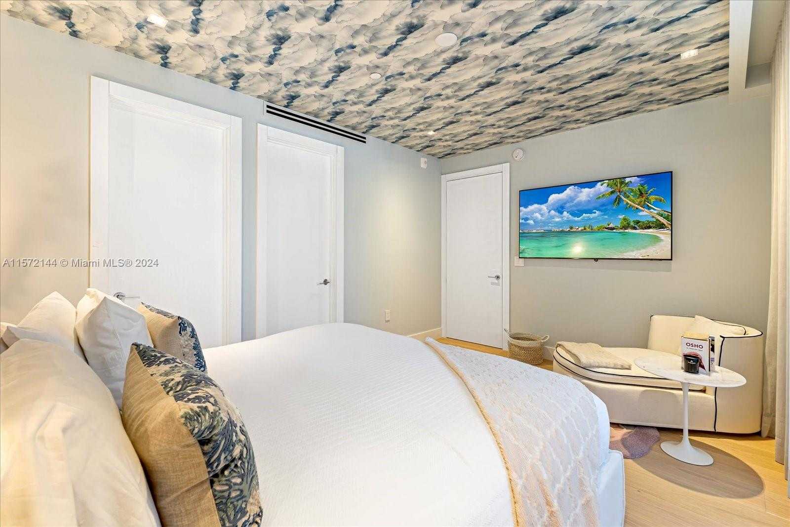 Small Image of 2113 Fisher Island Dr, Miami Beach, FL 33109, USA Number 25