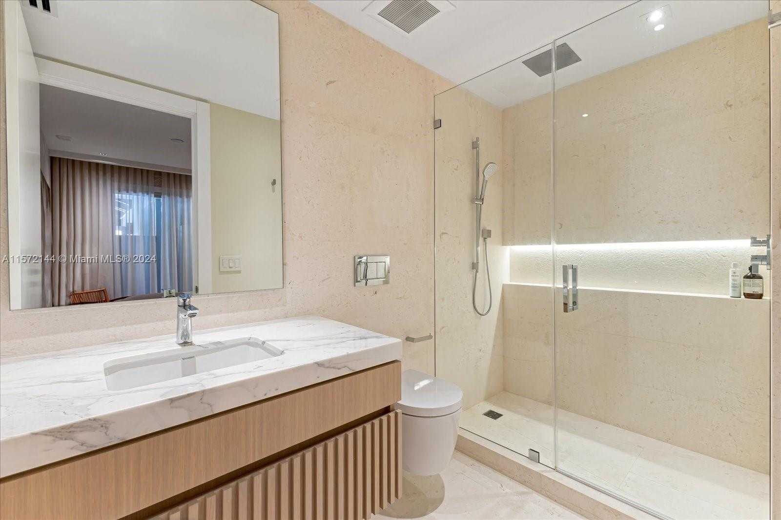 Small Image of 2113 Fisher Island Dr, Miami Beach, FL 33109, USA Number 29