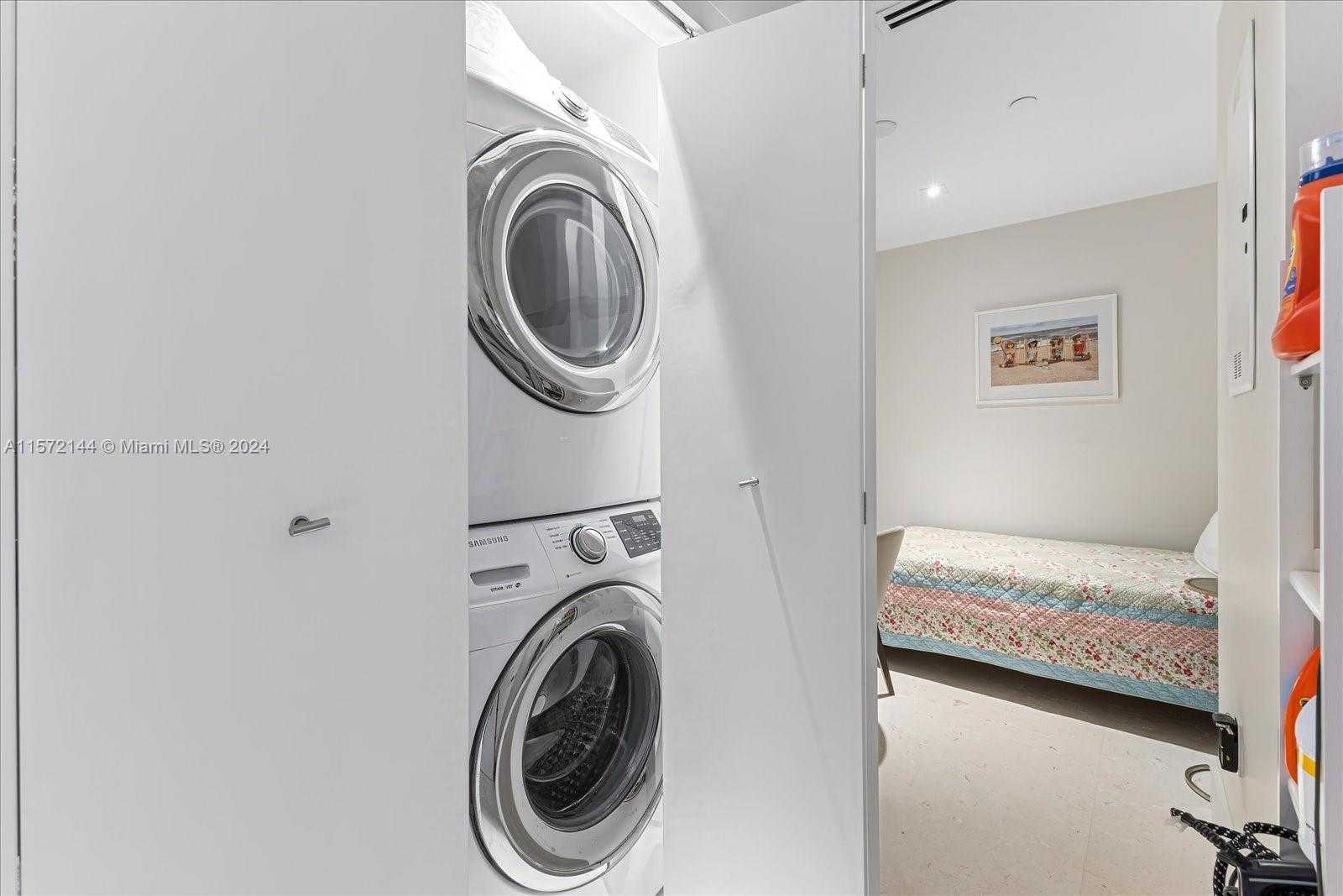 Small Image of 2113 Fisher Island Dr, Miami Beach, FL 33109, USA Number 33