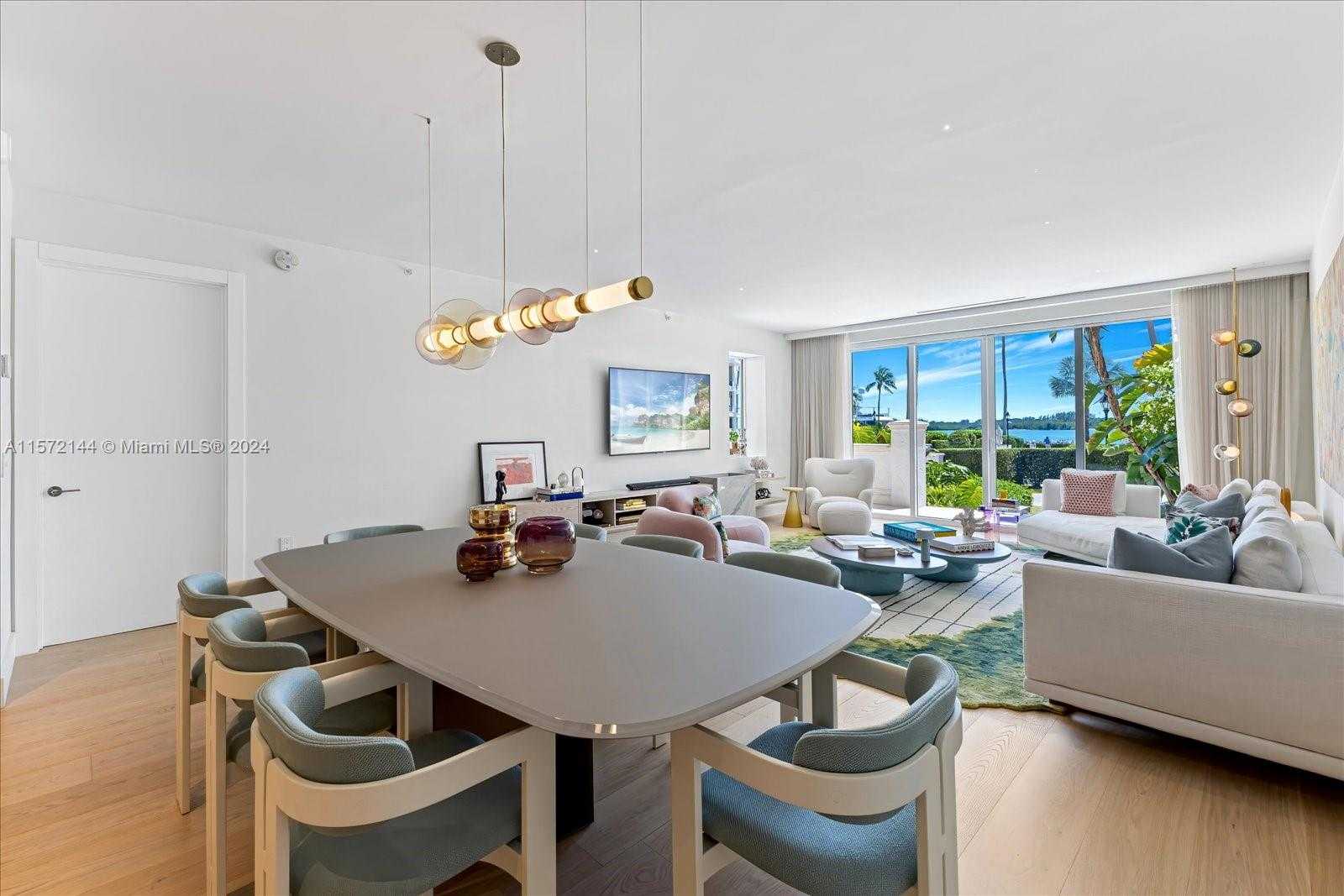 Small Image of 2113 Fisher Island Dr, Miami Beach, FL 33109, USA Number 7