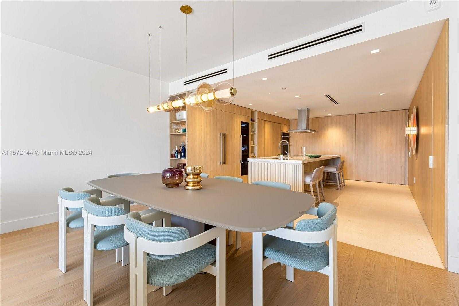 Small Image of 2113 Fisher Island Dr, Miami Beach, FL 33109, USA Number 8