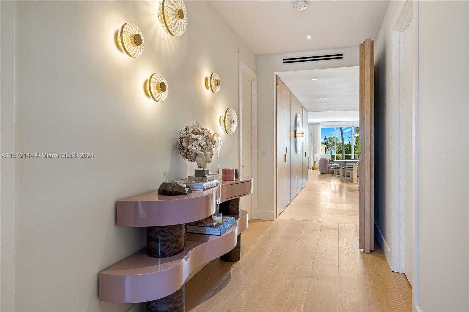 Small Image of 2113 Fisher Island Dr, Miami Beach, FL 33109, USA Number 9