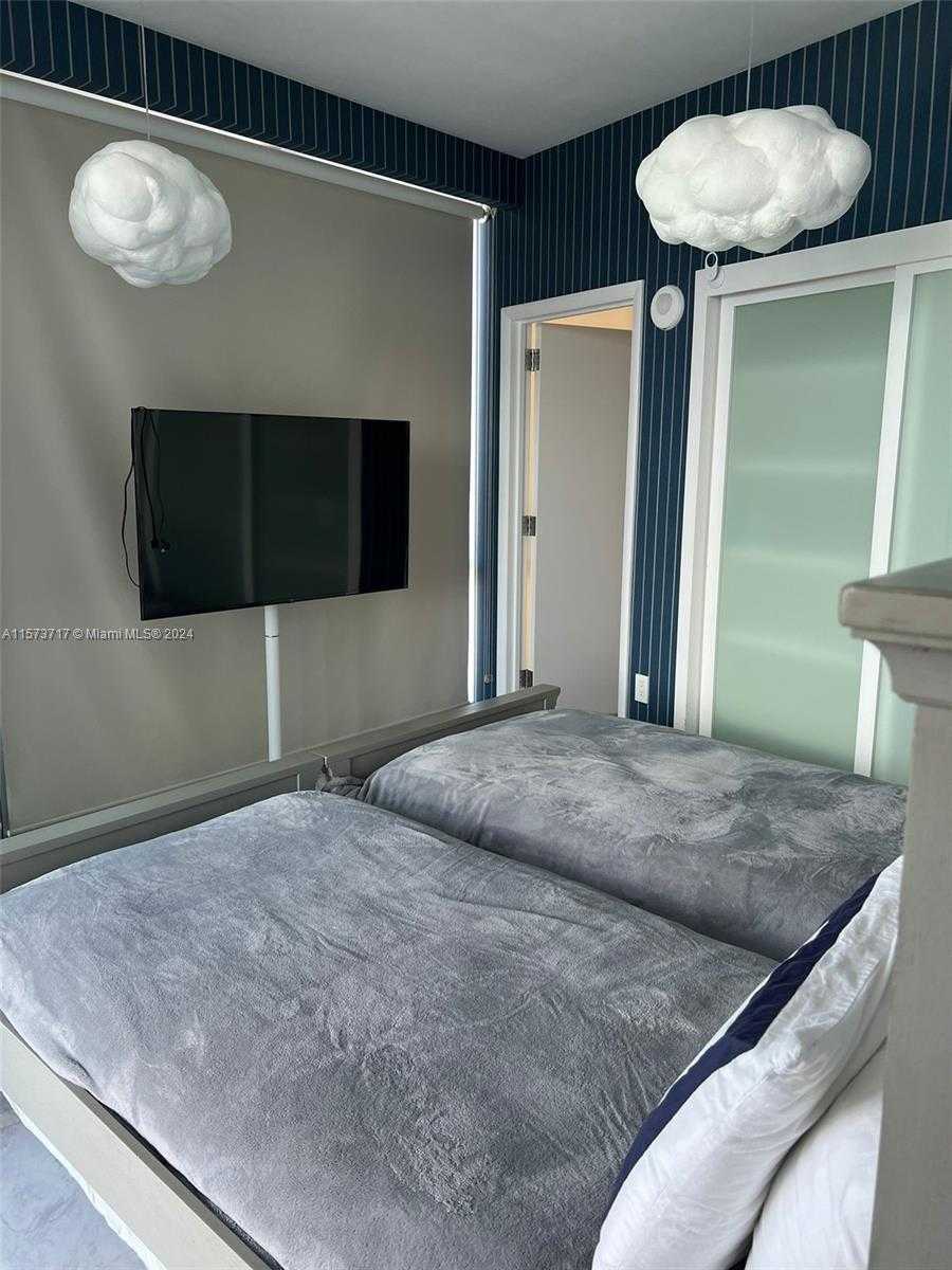 Small Image of 17121 COLLINS AVE #2008, Sunny Isles Beach Number 11