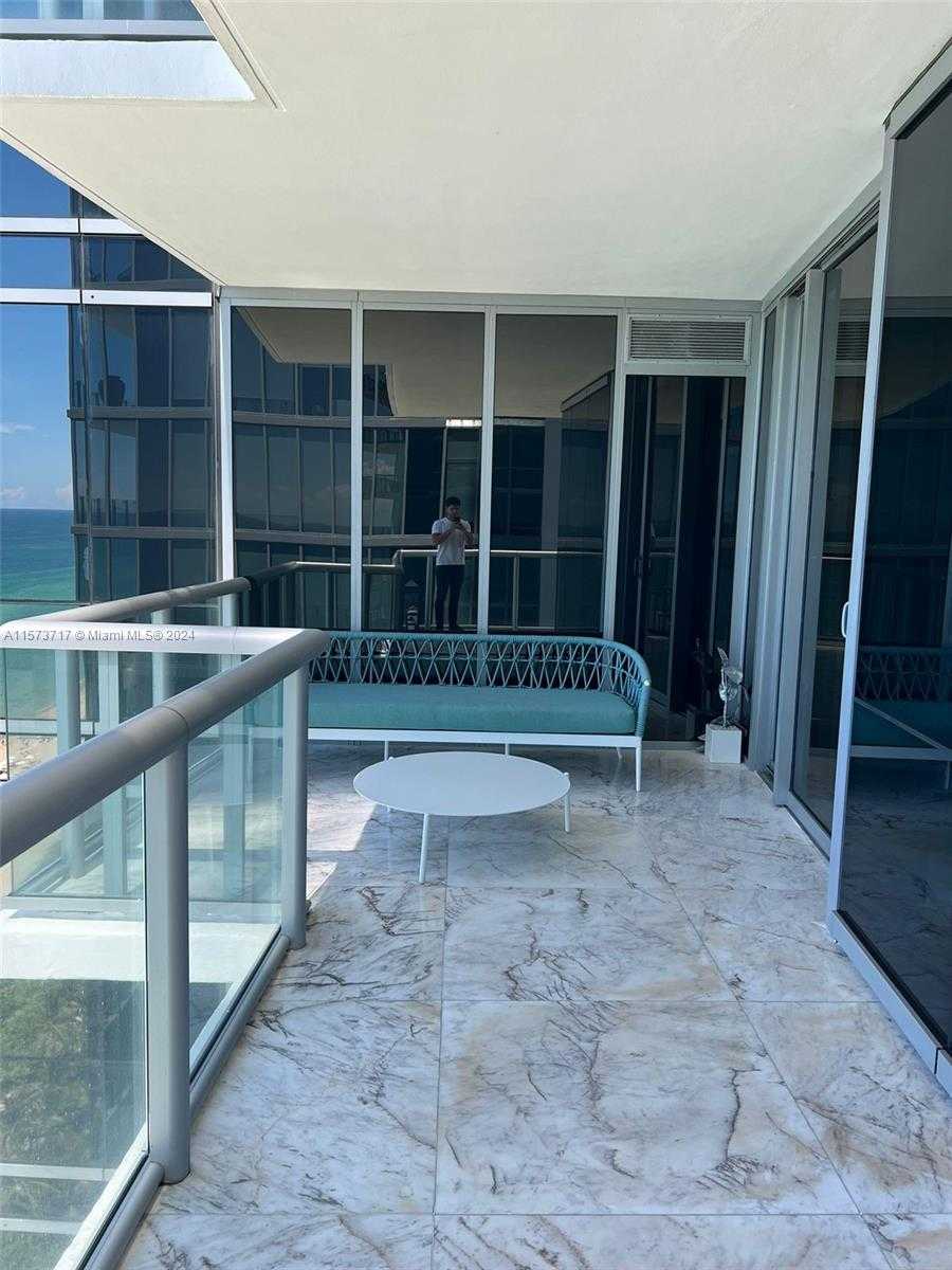 Small Image of 17121 COLLINS AVE #2008, Sunny Isles Beach Number 4