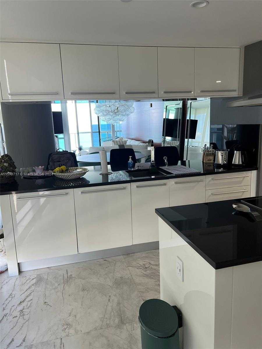 Small Image of 17121 COLLINS AVE #2008, Sunny Isles Beach Number 7