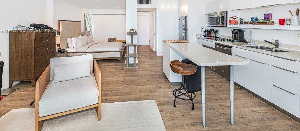 Small Image of 2301 COLLINS AVE #541, Miami Beach Number 12