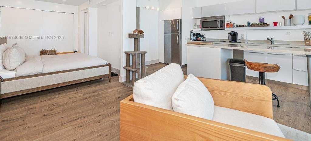 Small Image of 2301 COLLINS AVE #541, Miami Beach Number 13