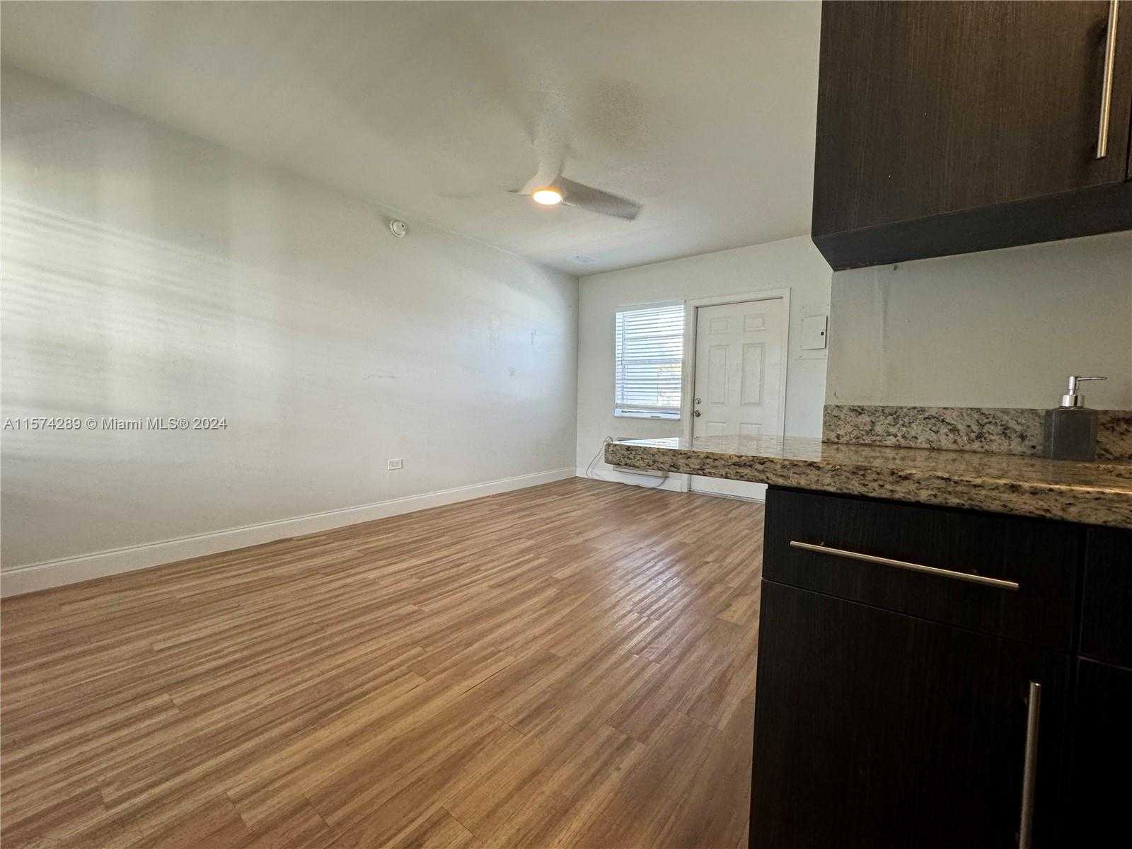 Small Image of 7143 BONITA DR #1-4, Miami Beach Number 33