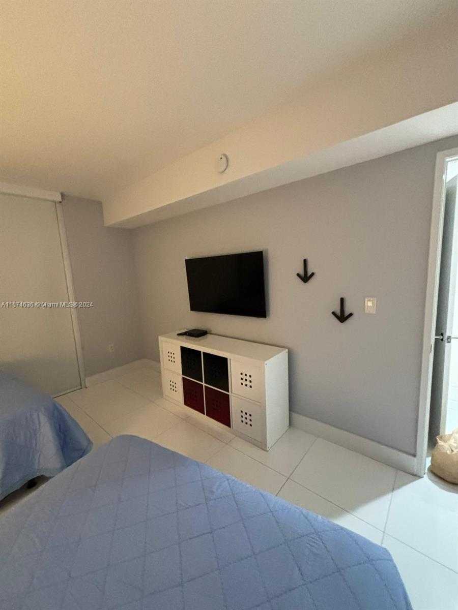Small Image of 250 SUNNY ISLES BLVD #3-803, Sunny Isles Beach Number 22