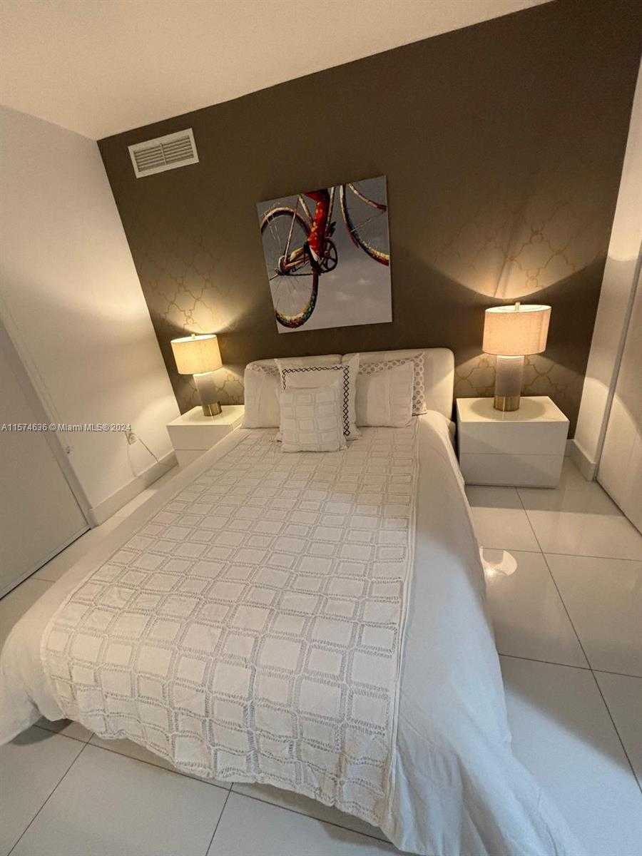 Small Image of 250 SUNNY ISLES BLVD #3-803, Sunny Isles Beach Number 25