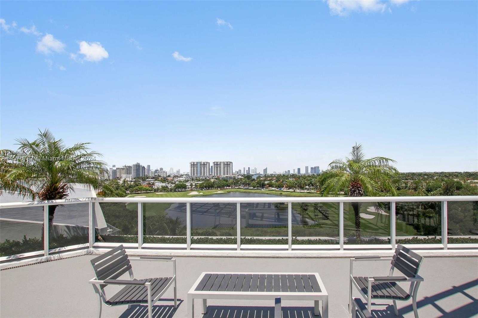 Small Image of 2001 MERIDIAN AVE #103, Miami Beach Number 45