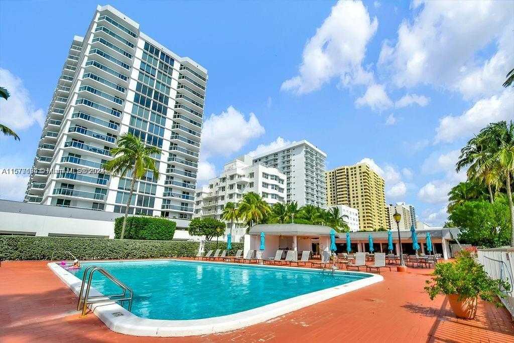 Small Image of 2401 COLLINS AVE #1107, Miami Beach Number 45