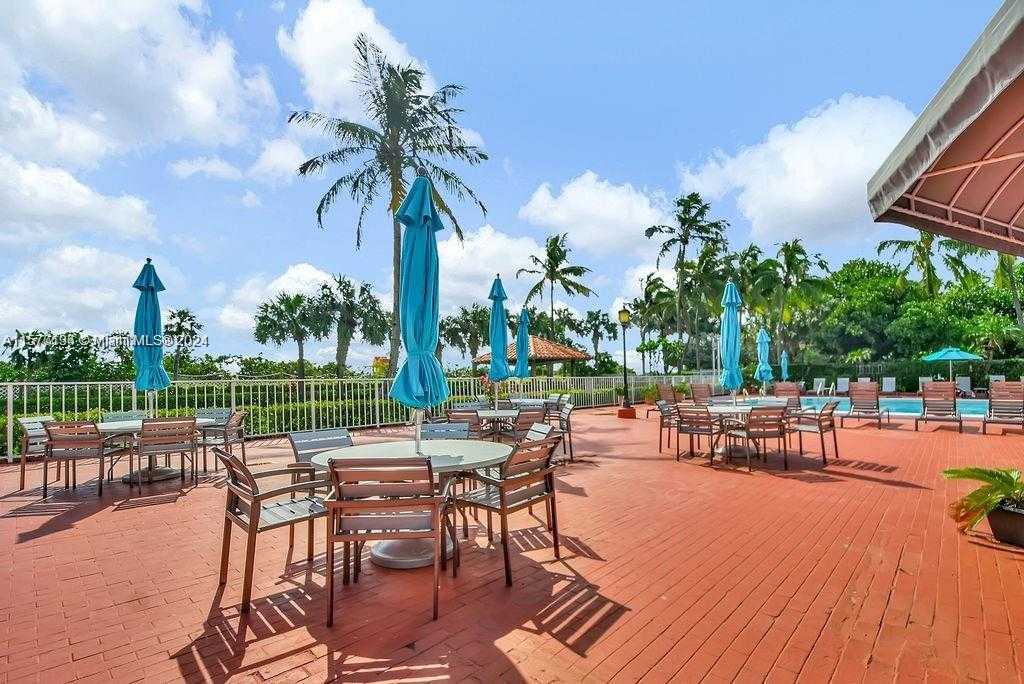 Small Image of 2401 COLLINS AVE #1107, Miami Beach Number 48