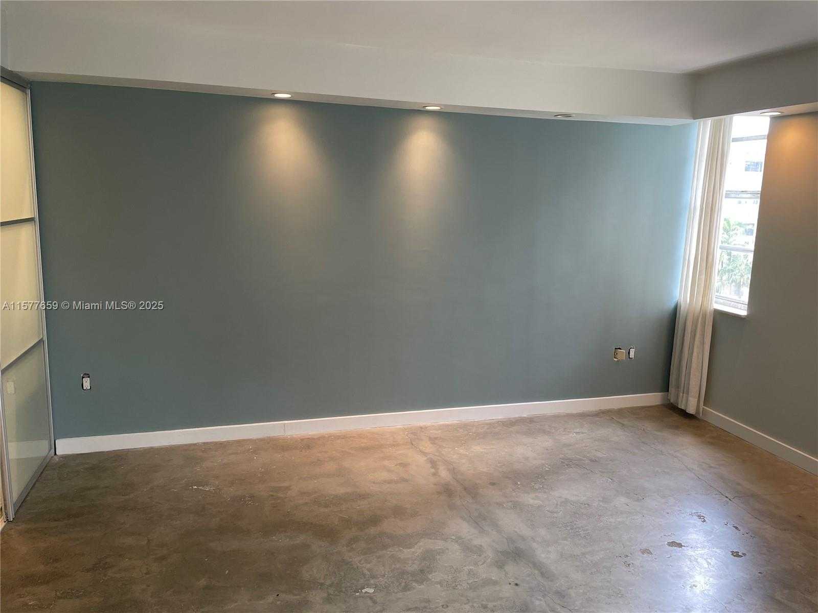 Small Image of 1331 LINCOLN RD #403, Miami Beach Number 13