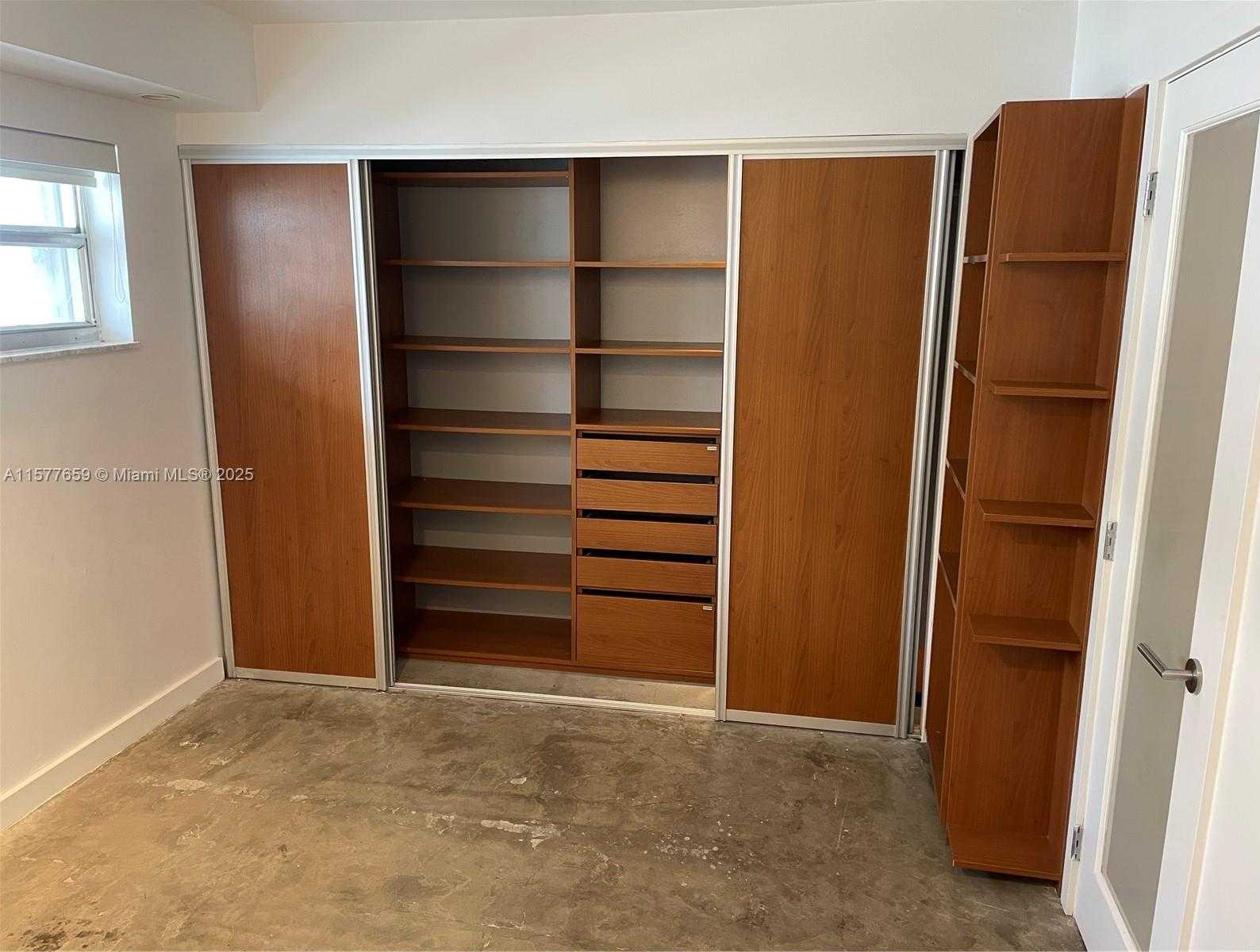 Small Image of 1331 LINCOLN RD #403, Miami Beach Number 27