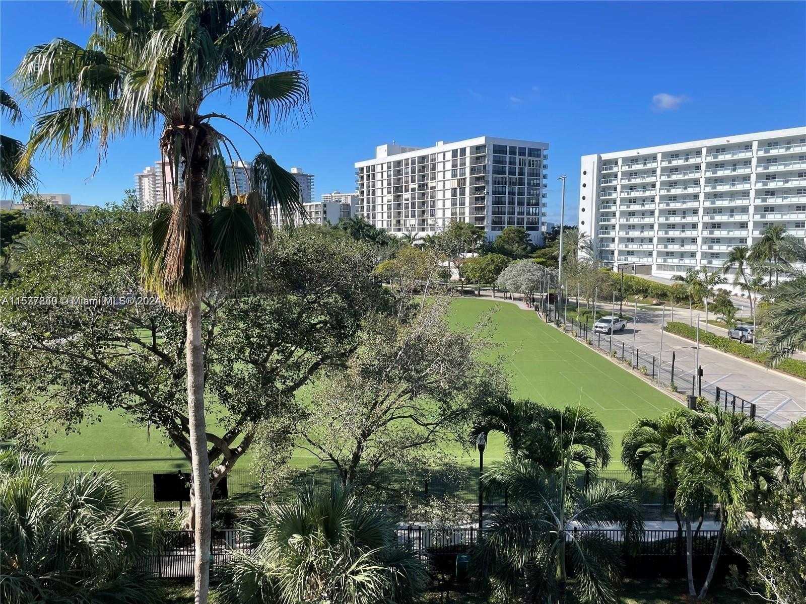 Small Image of 200 178TH DR #510, Sunny Isles Beach Number 11