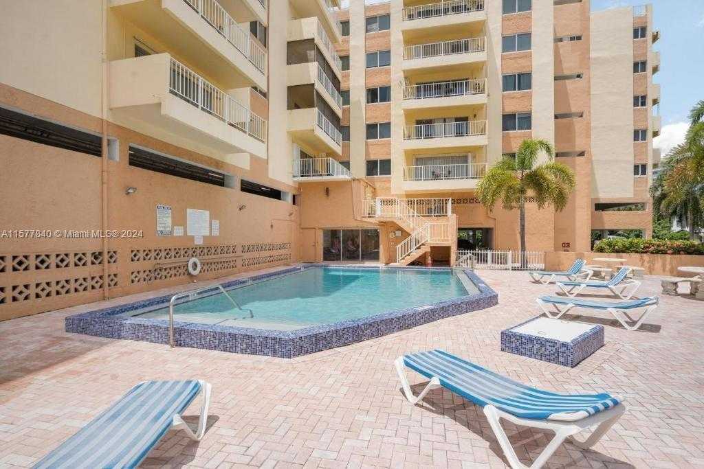 Small Image of 200 178TH DR #510, Sunny Isles Beach Number 12