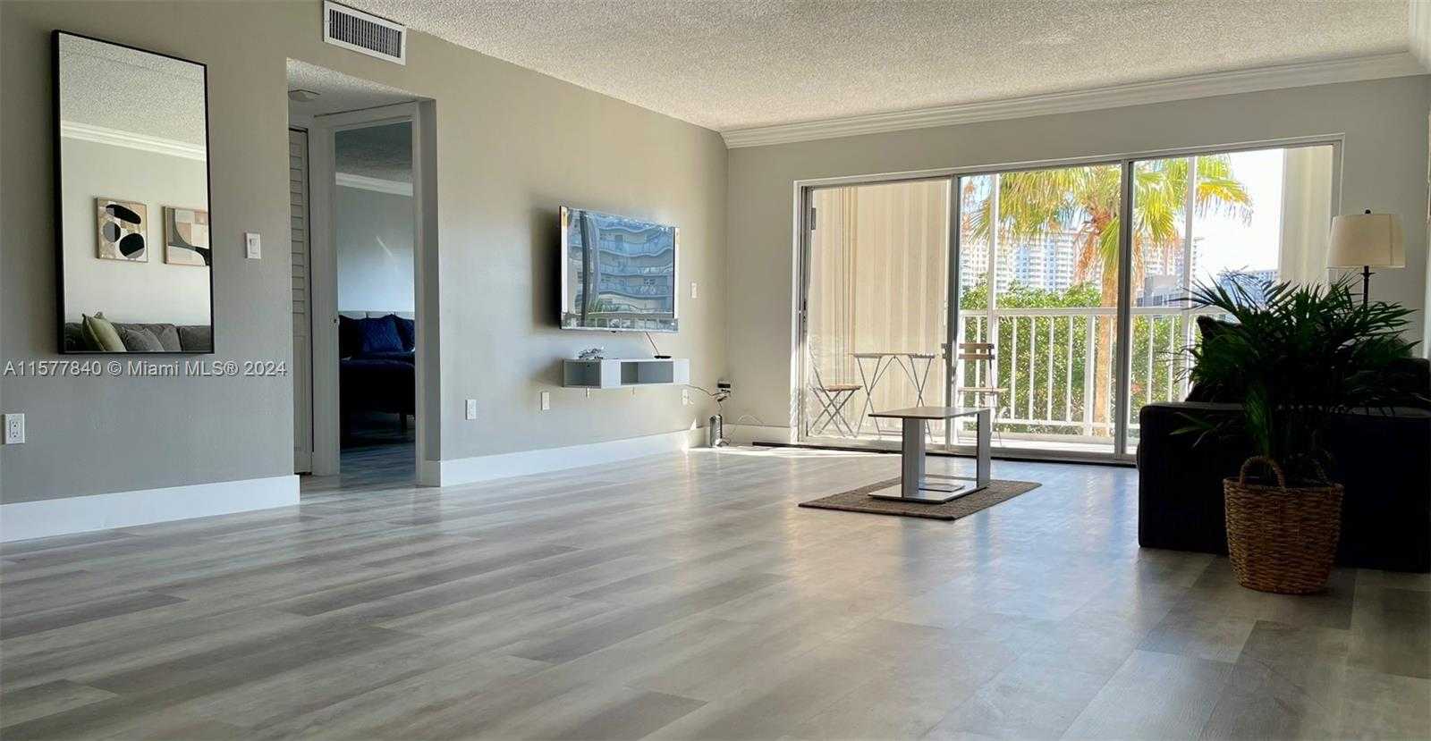 Small Image of 200 178TH DR #510, Sunny Isles Beach Number 21