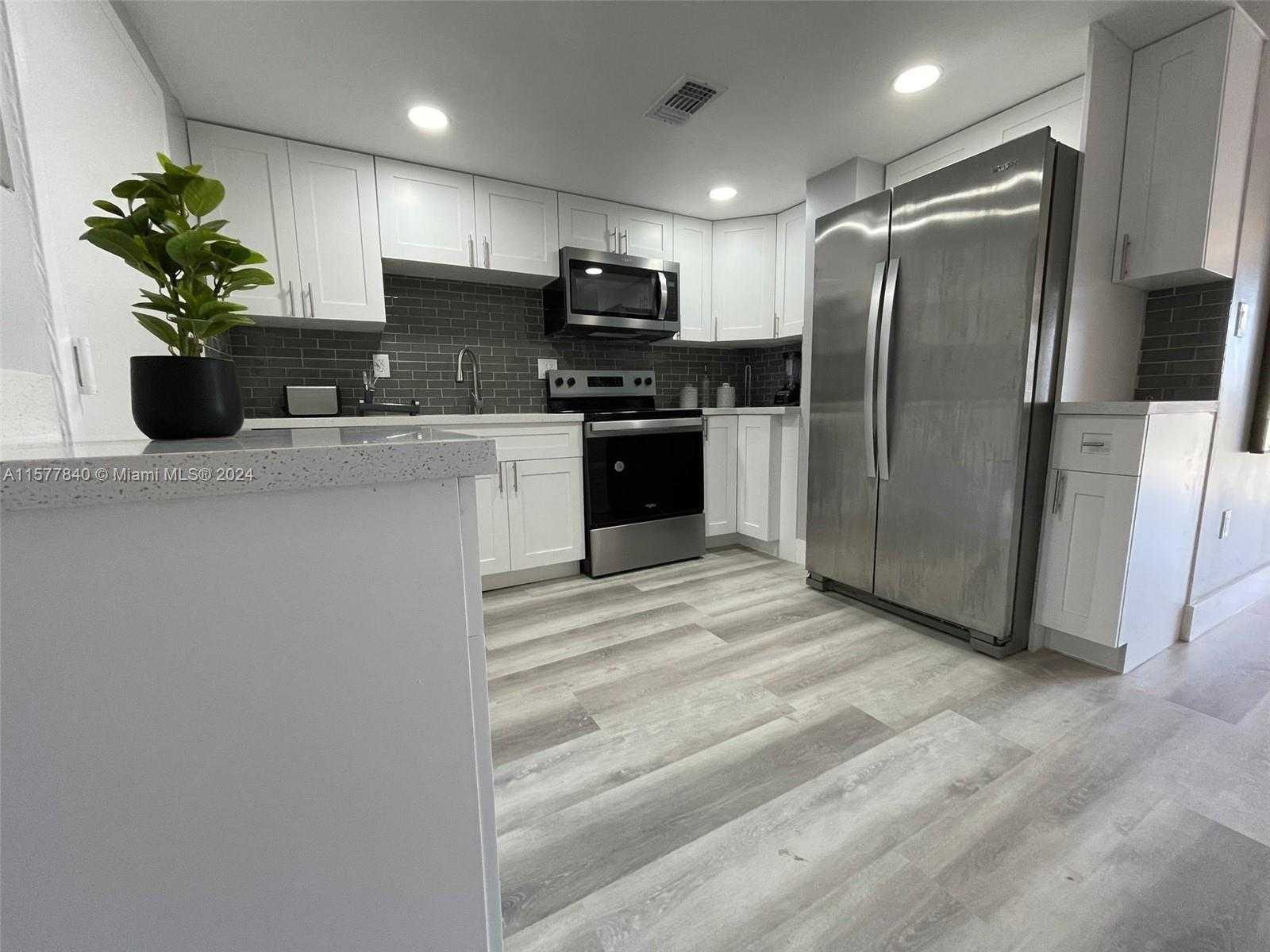 Small Image of 200 178TH DR #510, Sunny Isles Beach Number 5