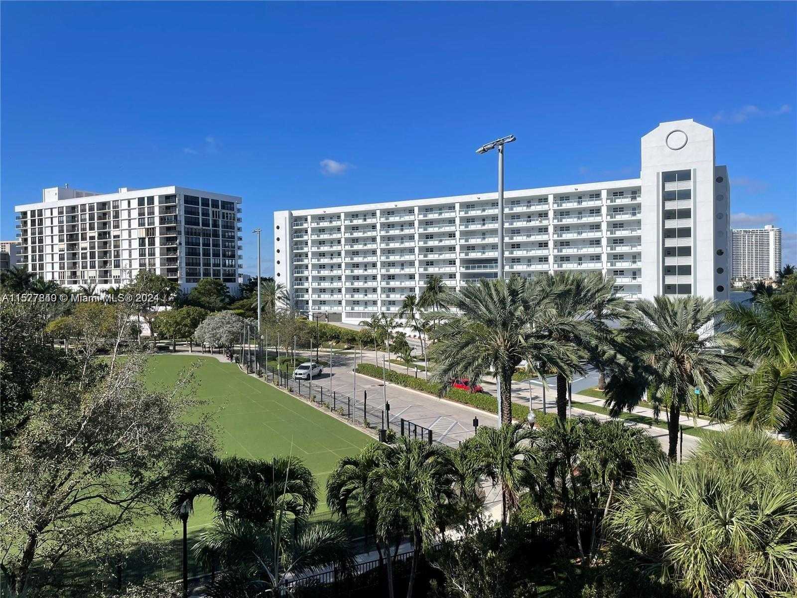 Small Image of 200 178TH DR #510, Sunny Isles Beach Number 9