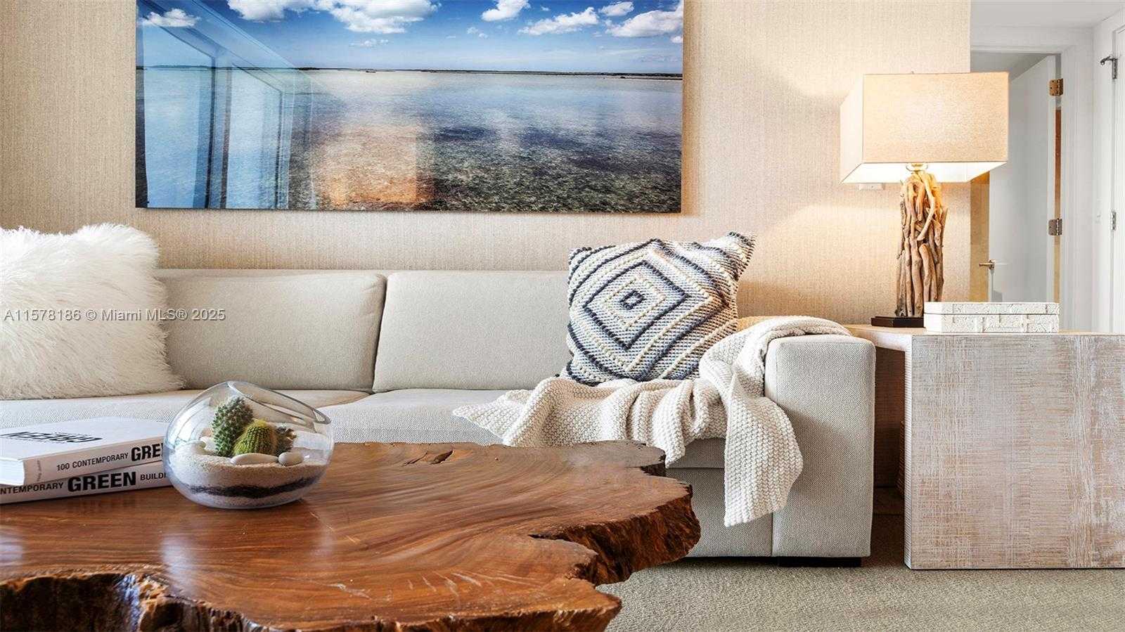 Small Image of Miami Beach Number 9