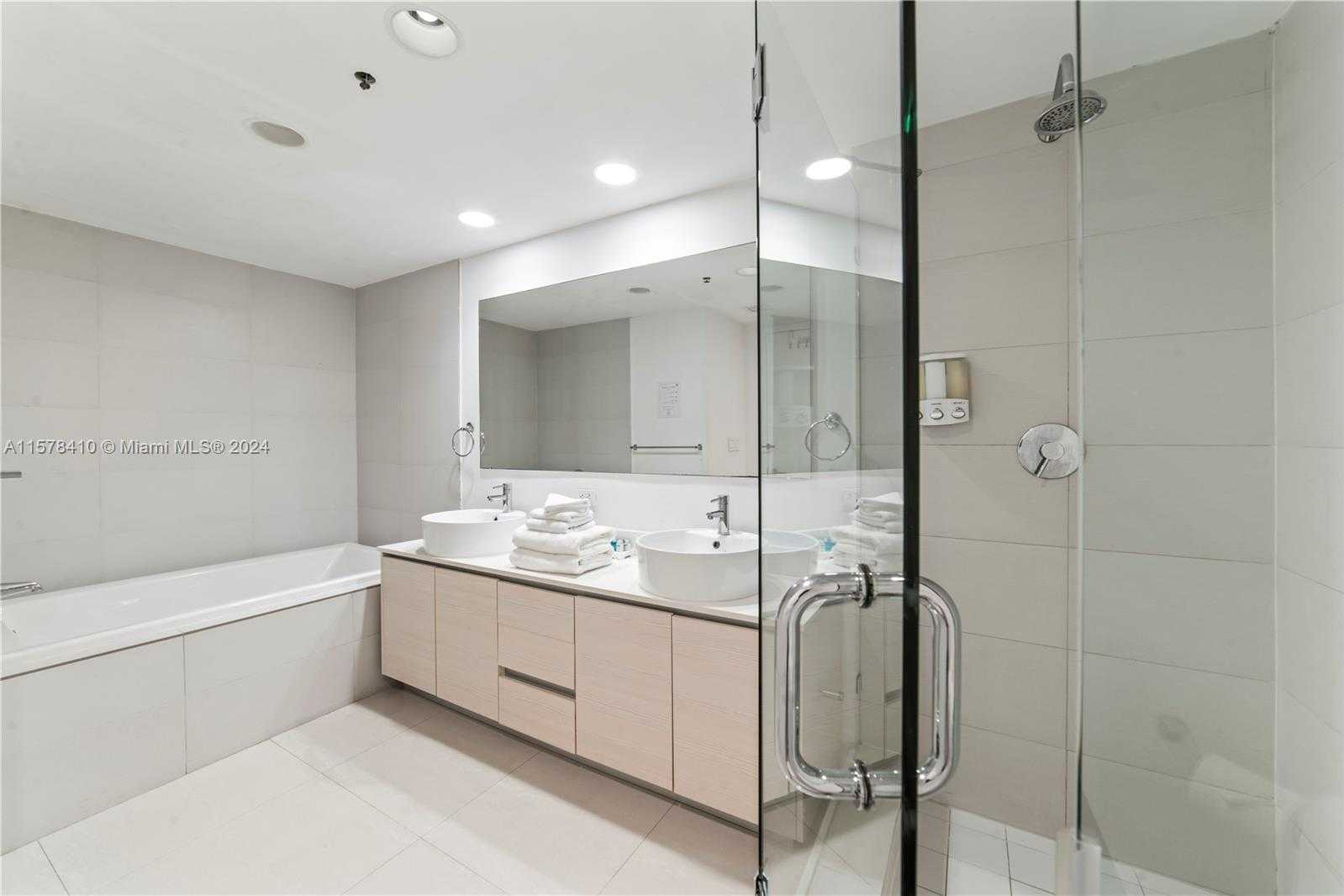 Small Image of 2600 EAST HALLANDALE BEACH BLVD #T2802, Hallandale Beach Number 14