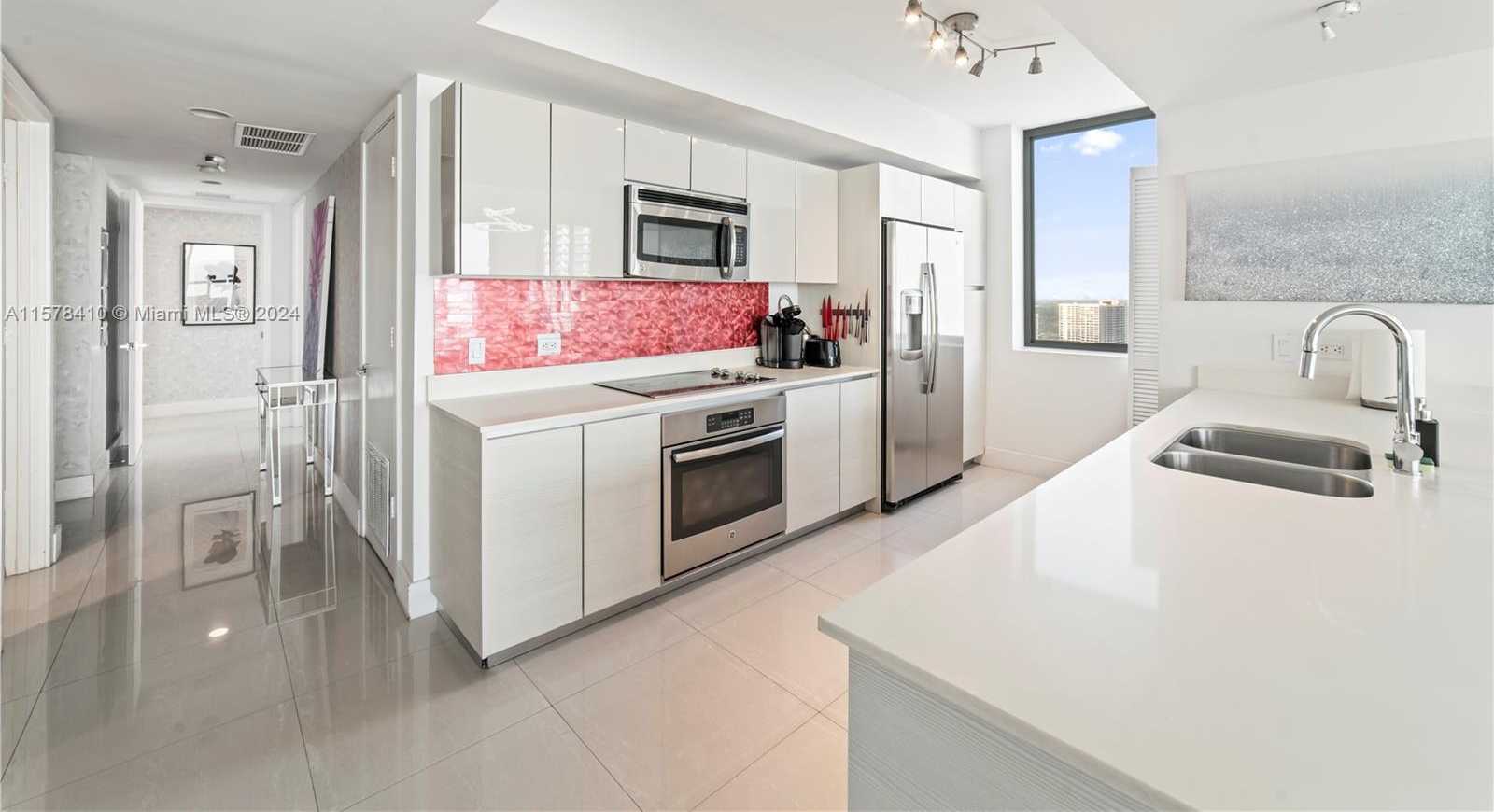 Small Image of 2600 EAST HALLANDALE BEACH BLVD #T2802, Hallandale Beach Number 8