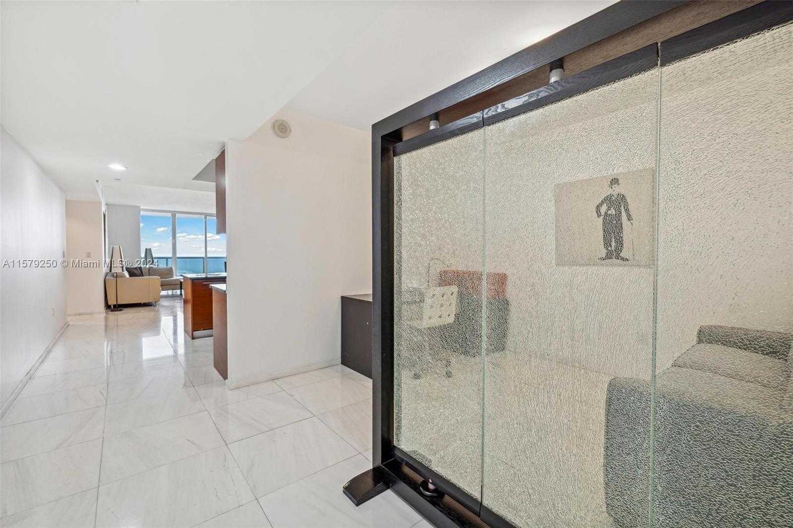 Small Image of 1830 SOUTH OCEAN DR #3211, Hallandale Beach Number 17