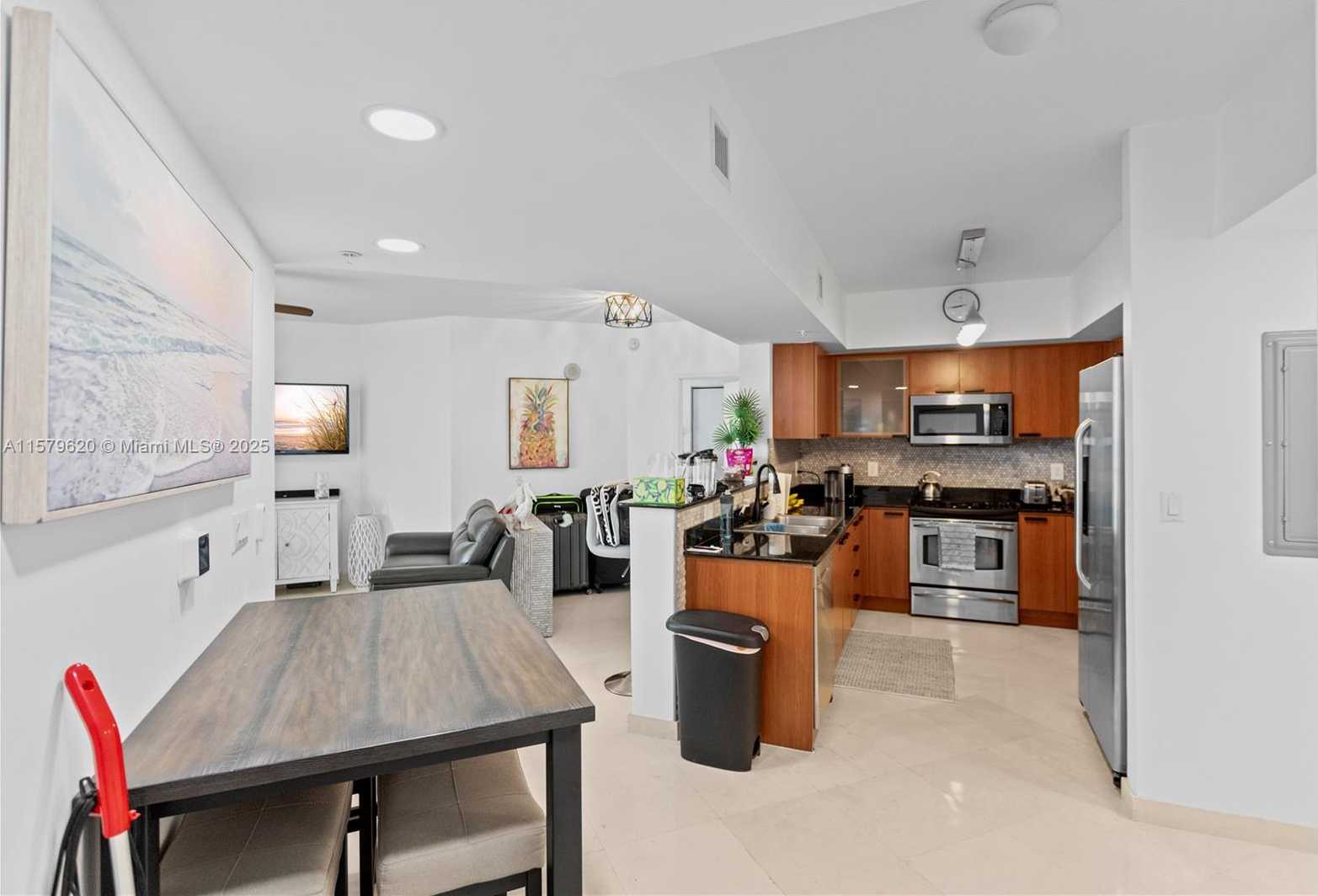 Small Image of 16699 COLLINS AVE #2709, Sunny Isles Beach Number 12