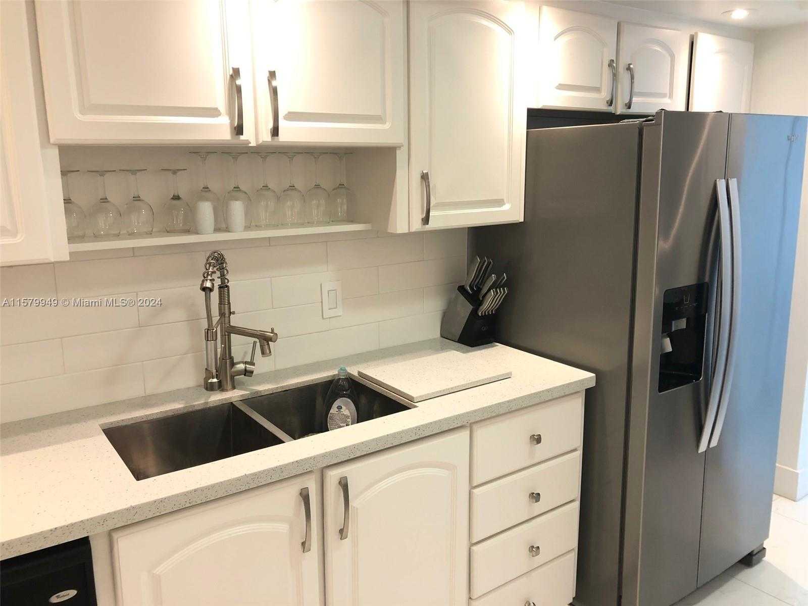 Small Image of 3901 SOUTH OCEAN DR #14M, Hollywood Number 26