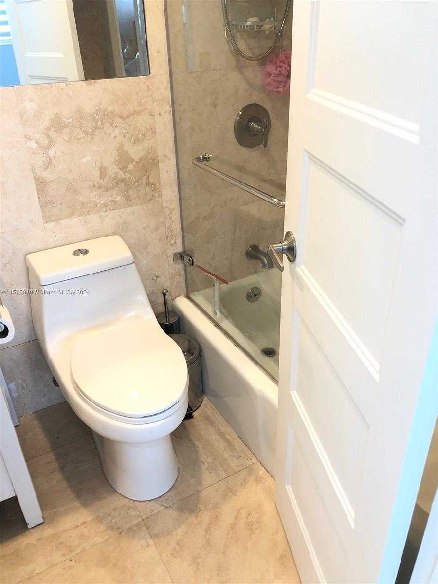 Small Image of 3901 SOUTH OCEAN DR #14M, Hollywood Number 33