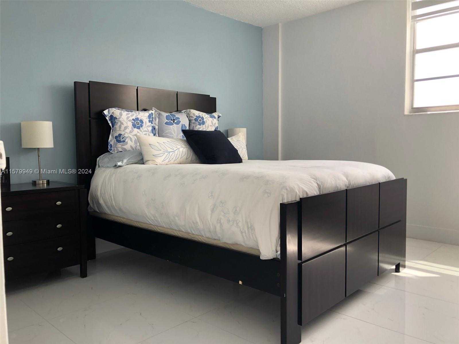 Small Image of 3901 SOUTH OCEAN DR #14M, Hollywood Number 35