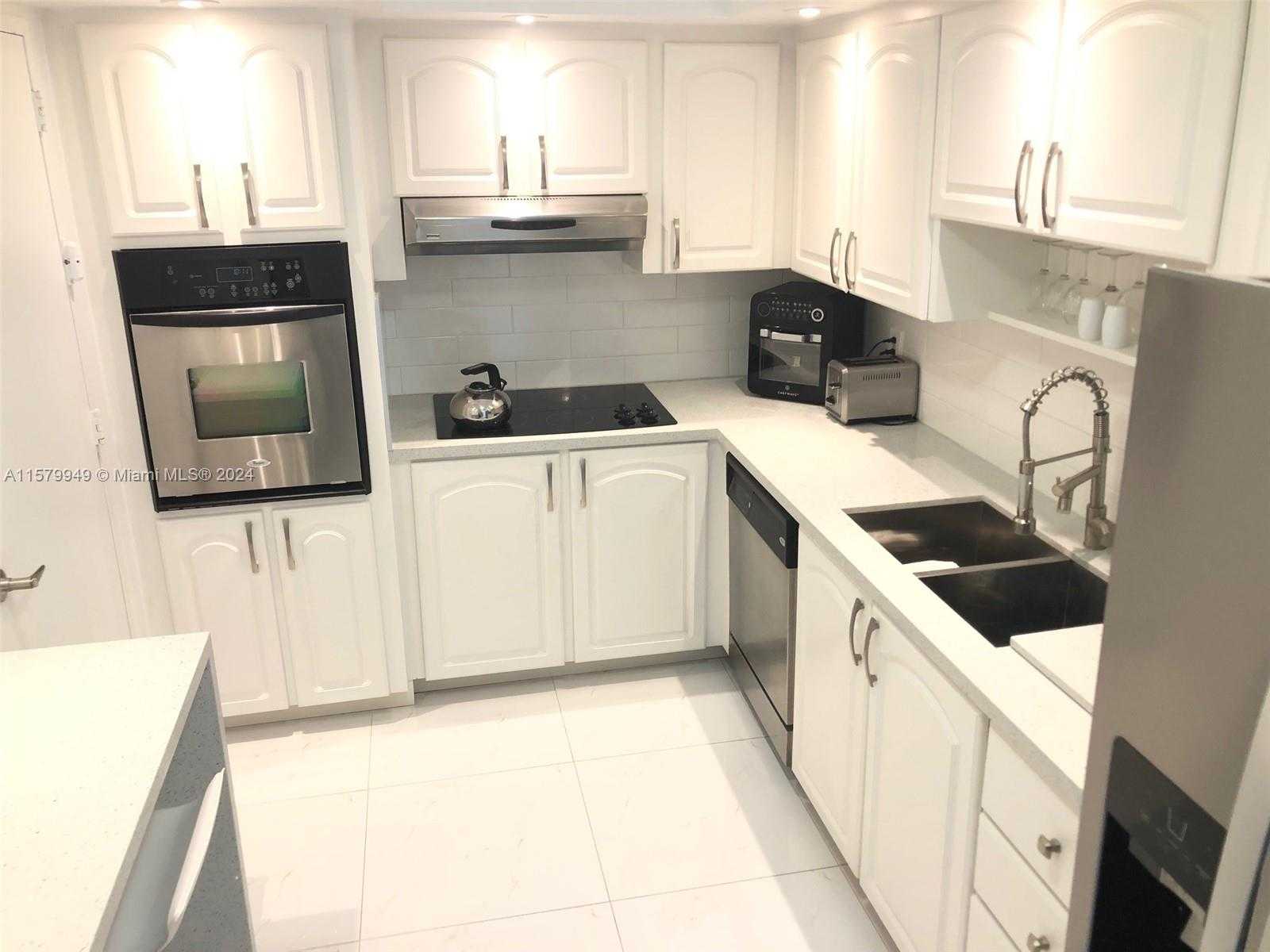 Small Image of 3901 SOUTH OCEAN DR #14M, Hollywood Number 6