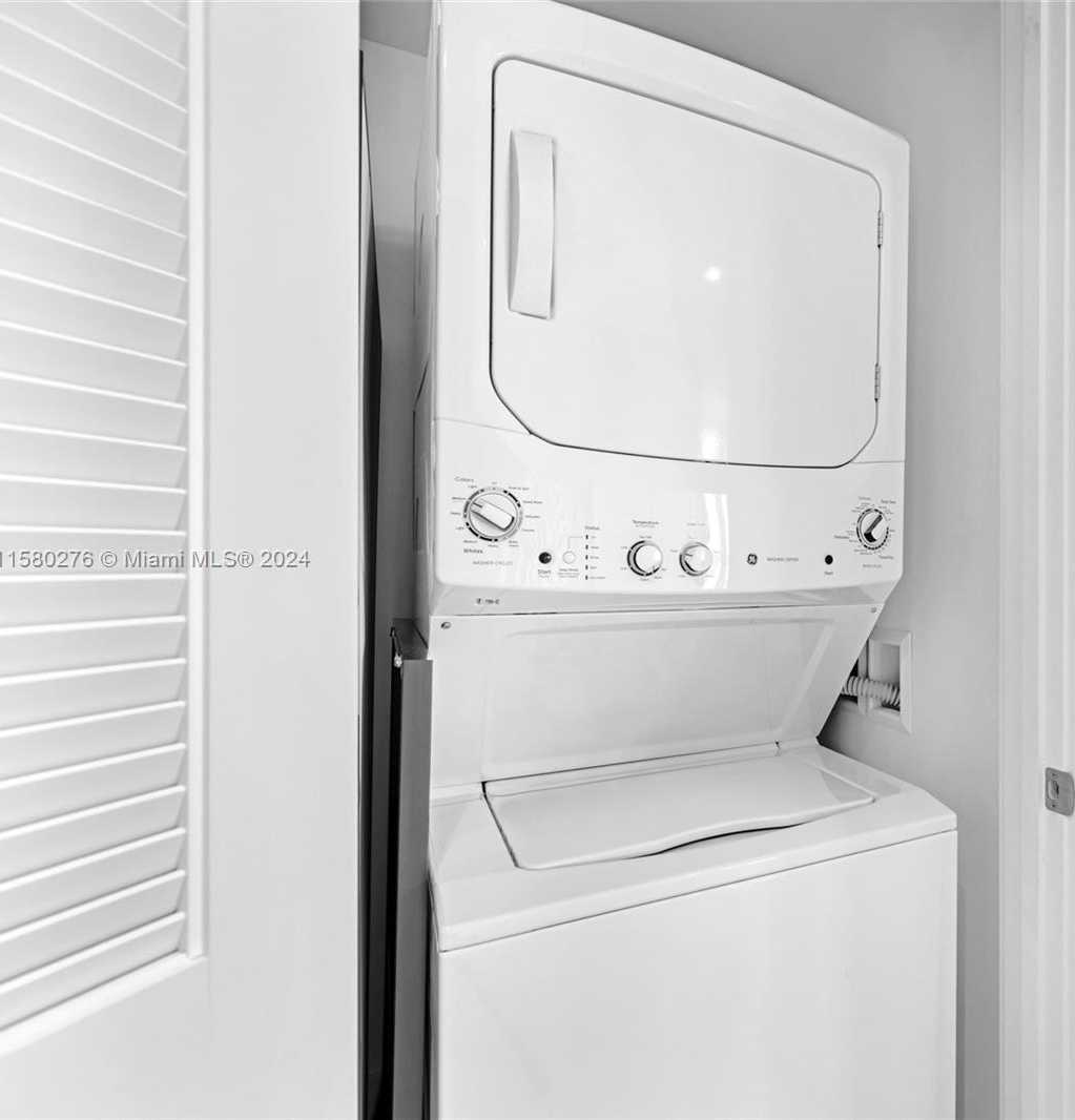 Small Image of 4010 SOUTH OCEAN DR #R3002, Hollywood Number 17