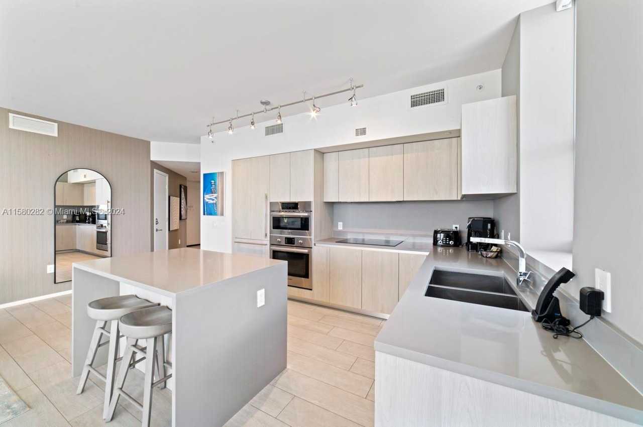 Small Image of 4010 SOUTH OCEAN DR #R1102, Hollywood Number 7